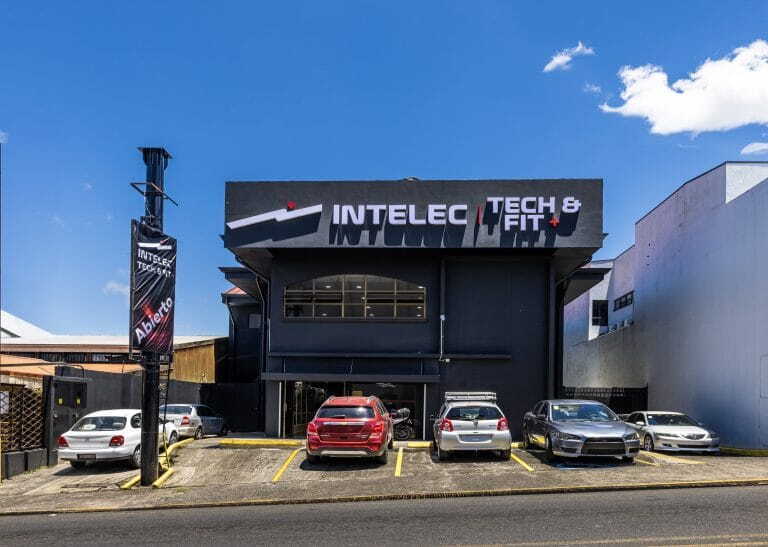 Fachada de Intelec San Carlos